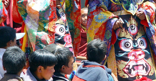Tengboche crowd